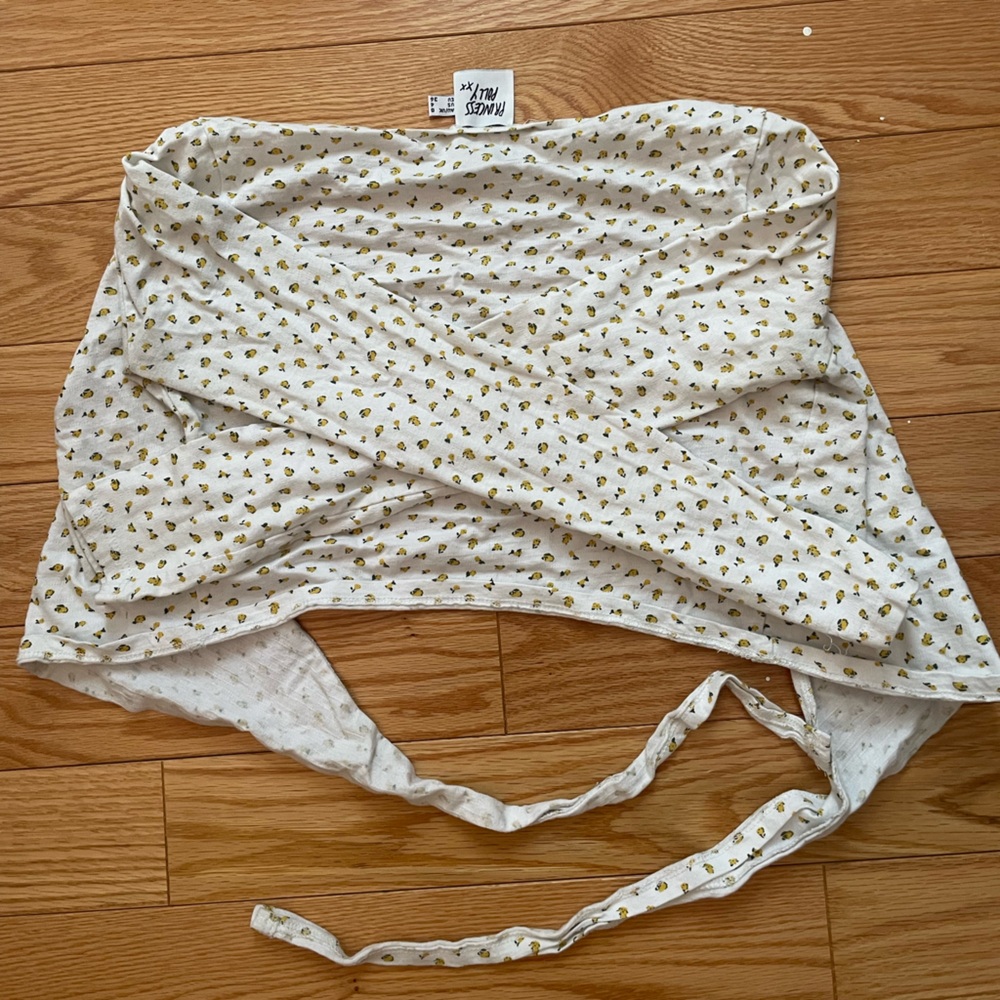 Princess Polly Josie Tie Front Top - White Floral - US 4 - Picture 4 of 5